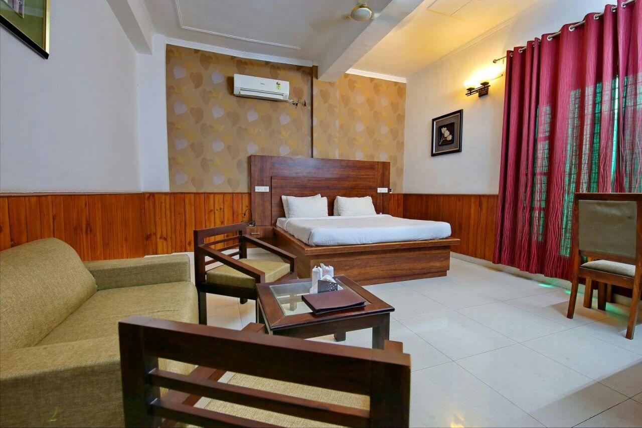 Red Apple Hotel Sangrur Zewnętrze zdjęcie